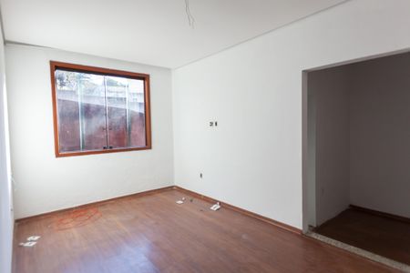 Casa para alugar com 529m², 4 quartos e 7 vagasSuíte 4