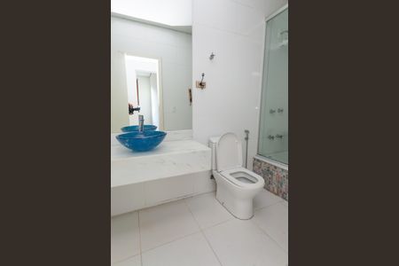 Casa para alugar com 529m², 4 quartos e 7 vagasBanheiro Social