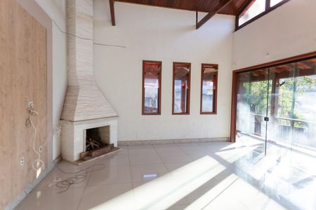 Casa para alugar com 529m², 4 quartos e 7 vagasSala