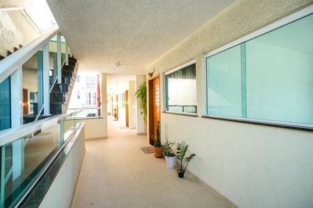 Apartamento para alugar com 44m², 2 quartos e sem vagaCorredor externo