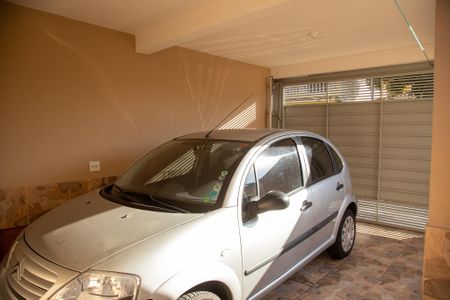 Casa à venda com 258m², 3 quartos e 1 vaga Casa à venda com 258m², 3 quartos e 1 vagaGaragem