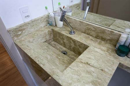 Apartamento à venda com 50m², 2 quartos e 1 vaga Apartamento à venda com 50m², 2 quartos e 1 vagaBanheiro
