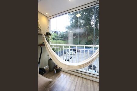 Apartamento à venda com 50m², 2 quartos e 1 vaga Apartamento à venda com 50m², 2 quartos e 1 vagaVaranda