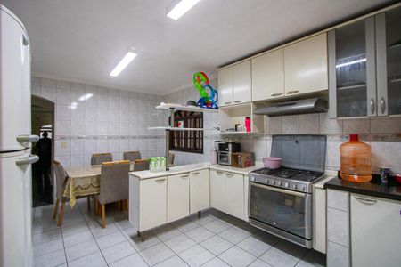 Casa à venda com 252m², 3 quartos e 2 vagasCozinha