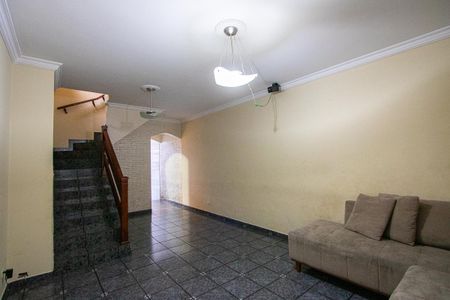 Casa à venda com 252m², 3 quartos e 2 vagasSala