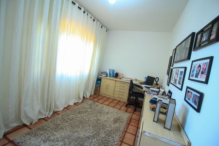 Casa para alugar com 184m², 3 quartos e 3 vagasQuarto de Serviço