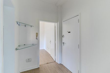 Hall de Entrada de apartamento para alugar com 1 quarto, 40m² em República, São Paulo