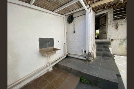 Casa para alugar com 50m², 1 quarto e sem vaga Casa para alugar com 50m², 1 quarto e sem vagaÁrea de Serviço