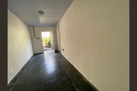 Casa para alugar com 50m², 1 quarto e sem vaga Casa para alugar com 50m², 1 quarto e sem vagaSala
