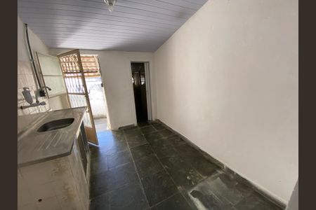 Casa para alugar com 50m², 1 quarto e sem vaga Casa para alugar com 50m², 1 quarto e sem vagaCozinha