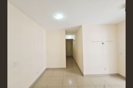 Apartamento à venda com 56m², 2 quartos e 1 vagaSala
