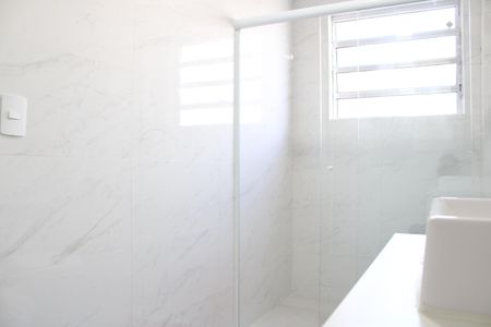 Apartamento para alugar com 90m², 2 quartos e sem vagaBanheiro