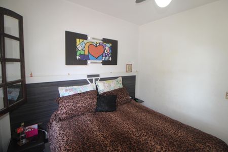 Casa à venda com 200m², 3 quartos e 3 vagasQuarto 3