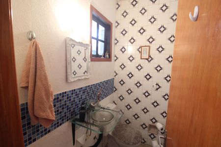 Casa à venda com 200m², 3 quartos e 3 vagasBanheiro 1