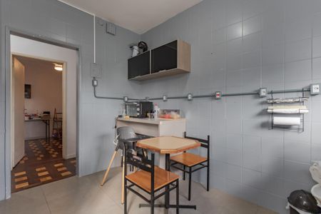 Apartamento à venda com 92m², 3 quartos e sem vagaCozinha e Área de Serviço