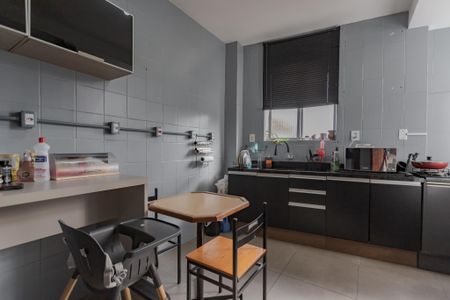 Apartamento à venda com 92m², 3 quartos e sem vagaCozinha e Área de Serviço