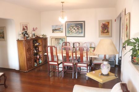 Apartamento à venda com 127m², 2 quartos e 1 vagaSala