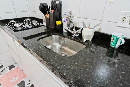 Apartamento à venda com 48m², 2 quartos e 1 vaga Apartamento à venda com 48m², 2 quartos e 1 vagaCozinha