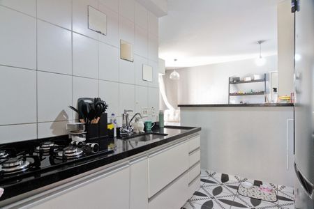 Apartamento à venda com 48m², 2 quartos e 1 vaga Apartamento à venda com 48m², 2 quartos e 1 vagaCozinha