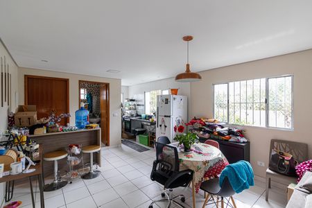 Casa para alugar com 480m², 4 quartos e 2 vagasCasa 2 - Sala e Cozinha