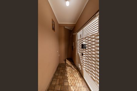 Casa para alugar com 480m², 4 quartos e 2 vagasCorredor