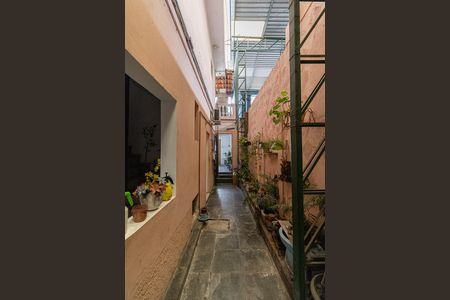 Casa para alugar com 480m², 4 quartos e 2 vagasCasa 1 - Corredor 