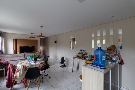 Casa para alugar com 480m², 4 quartos e 2 vagasCasa 2 - Sala e Cozinha