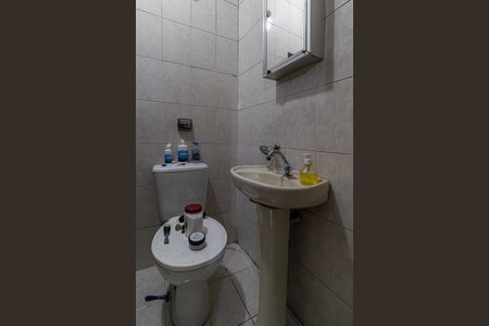 Casa para alugar com 480m², 4 quartos e 2 vagasCasa 1 - Banheiro