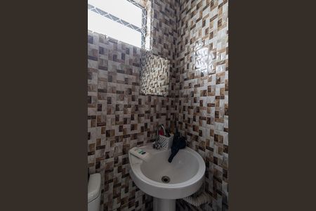 Casa para alugar com 480m², 4 quartos e 2 vagasCasa 2 - Banheiro 1