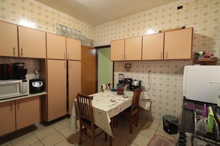 Casa à venda com 240m², 2 quartos e sem vagaCozinha