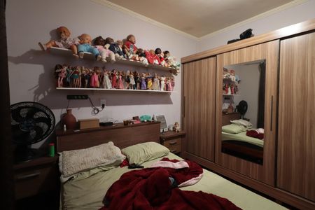 Casa à venda com 240m², 2 quartos e sem vagaQuarto 2