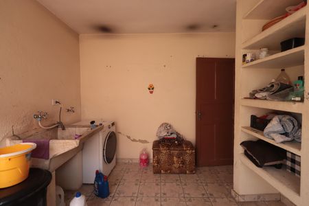 Casa à venda com 240m², 2 quartos e sem vagaÁrea de Serviço