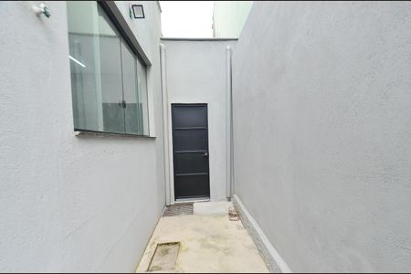 Casa à venda com 200m², 3 quartos e 2 vagasÁrea Privativa