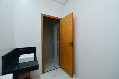 Casa à venda com 200m², 3 quartos e 2 vagasBanheiro da Suíte