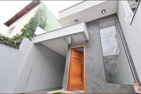 Casa à venda com 200m², 3 quartos e 2 vagasÁrea Privativa