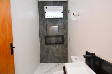 Casa à venda com 200m², 3 quartos e 2 vagasBanheiro Social