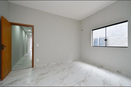 Casa à venda com 200m², 3 quartos e 2 vagasSuíte