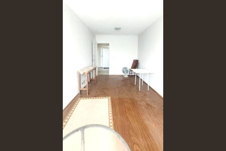 Apartamento à venda com 70m², 2 quartos e 1 vagaFoto 03
