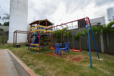 Apartamento para alugar com 52m², 2 quartos e 1 vagaÁrea comum - Playground