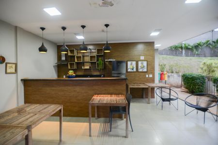 Apartamento para alugar com 52m², 2 quartos e 1 vagaÁrea comum - Churrasqueira