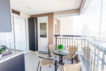 Apartamento à venda com 64m², 2 quartos e 1 vaga Apartamento à venda com 64m², 2 quartos e 1 vagaVaranda da Sala