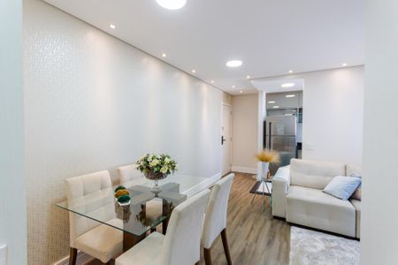 Apartamento à venda com 64m², 2 quartos e 1 vaga Apartamento à venda com 64m², 2 quartos e 1 vagaSala