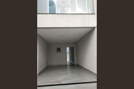 Casa à venda com 213m², 3 quartos e 4 vagas Casa à venda com 213m², 3 quartos e 4 vagasFoto 06