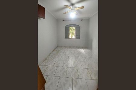 Casa à venda com 155m², 2 quartos e 4 vagas Casa à venda com 155m², 2 quartos e 4 vagasFoto 11