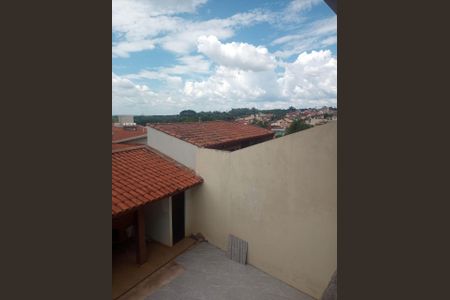 Casa à venda com 250m², 3 quartos e 5 vagasFoto 04
