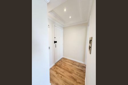 Apartamento à venda com 54m², 2 quartos e 1 vagaFoto 01