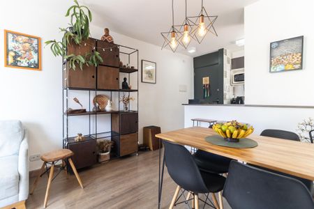 Apartamento à venda com 47m², 2 quartos e 1 vaga Apartamento à venda com 47m², 2 quartos e 1 vagaSala