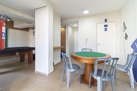 Apartamento à venda com 47m², 2 quartos e 1 vaga Apartamento à venda com 47m², 2 quartos e 1 vagaÁrea comum - Salão de jogos