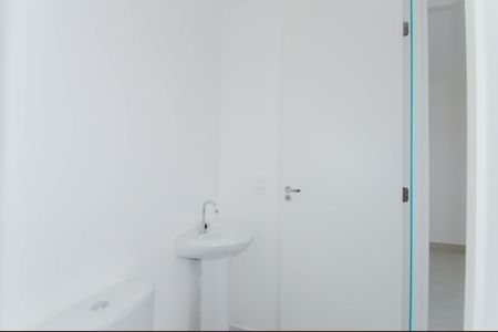 Apartamento para alugar com 32m², 2 quartos e sem vaga Apartamento para alugar com 32m², 2 quartos e sem vagaBanheiro