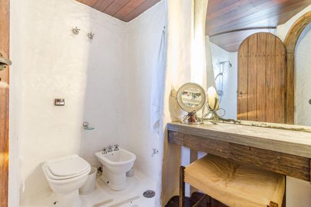 Apartamento para alugar com 232m², 2 quartos e 1 vagaBanheiro da Suíte 1